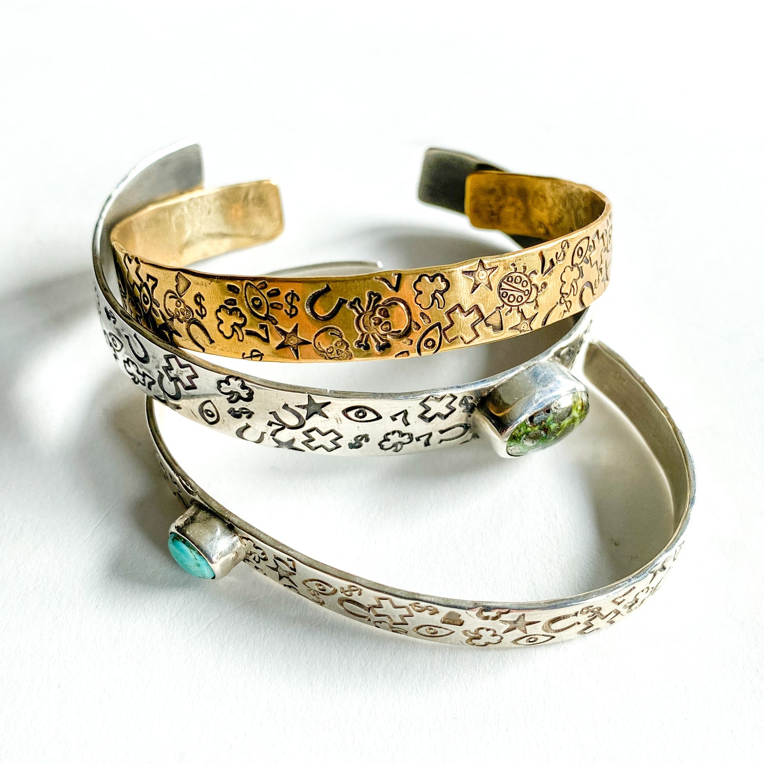bracelets/cuffs