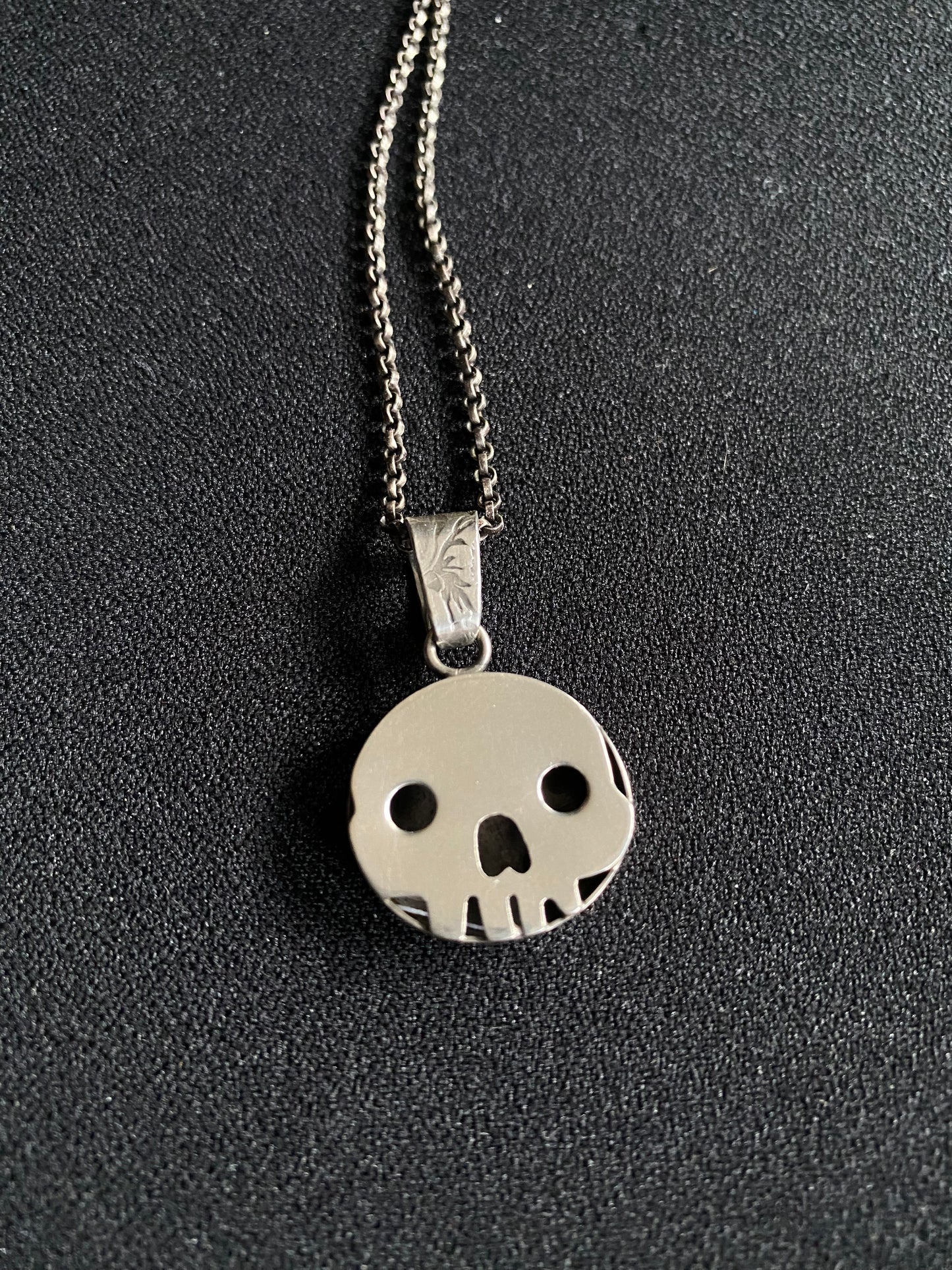 Skull shadowbox necklace